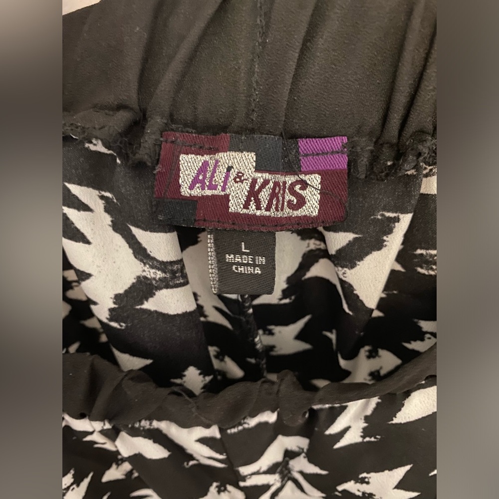 Pants - Picture 2 of 3